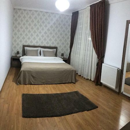 Apartament Toamnei Risnov Exterior photo